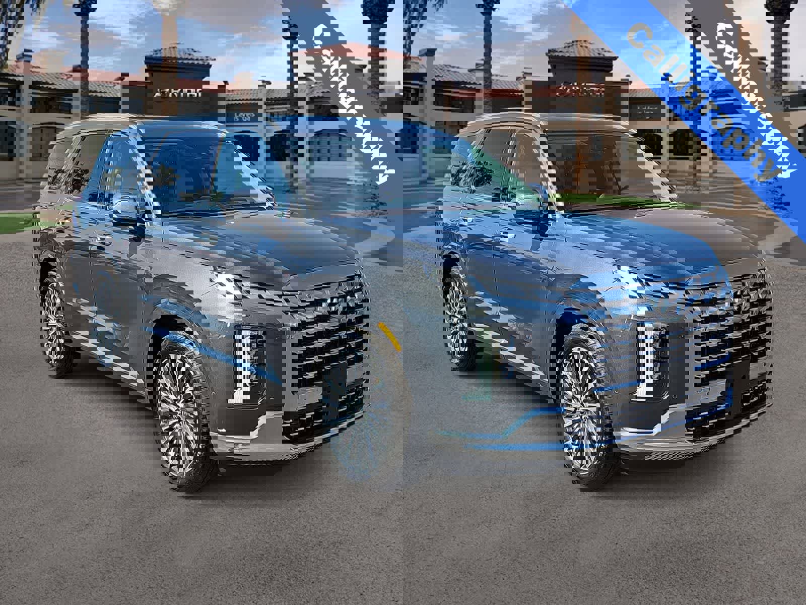 Used 2025 Hyundai Palisade Calligraphy image 2