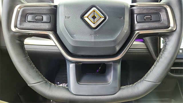 Used 2025 Rivian R1S Adventure image 45