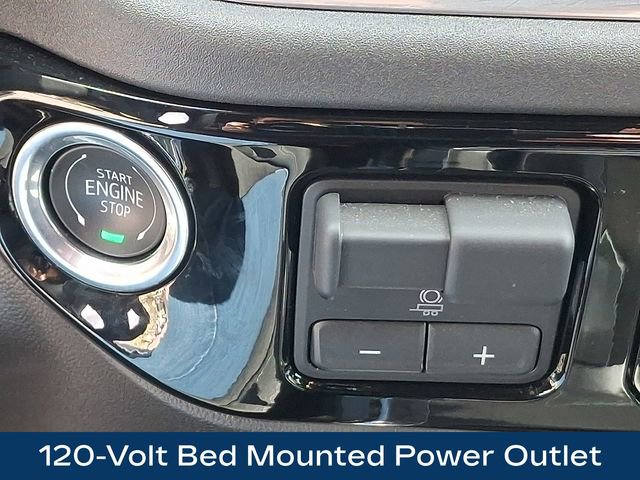 Used 2025 Chevrolet Silverado 1500 LT Trail Boss w/ LPO, Dark Essentials Package image 16