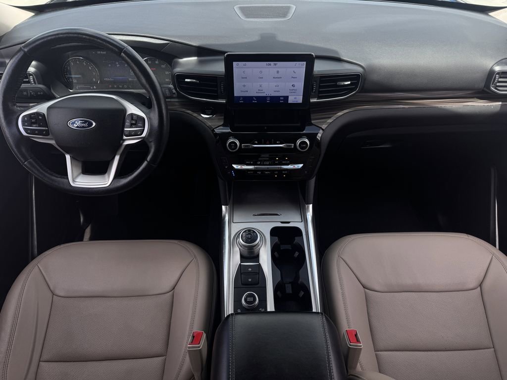 Used 2023 Ford Explorer Limited image 12