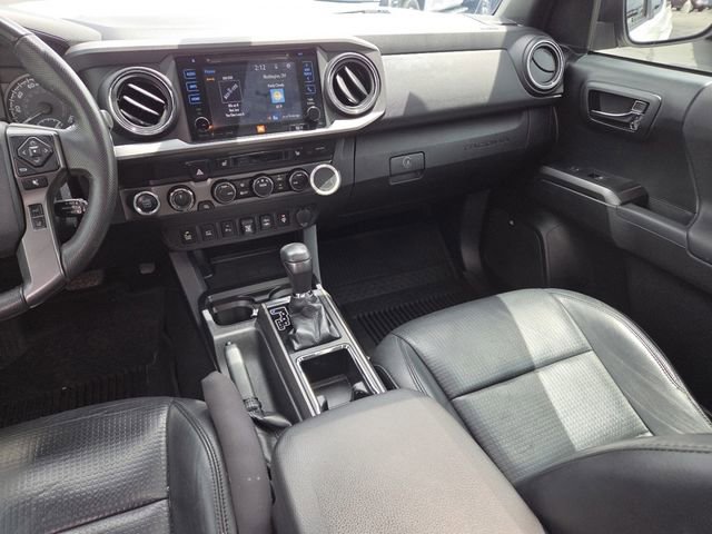 Used 2019 Toyota Tacoma TRD Sport AWD/4WD image 33