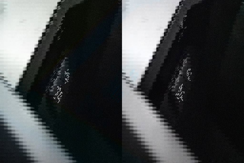 Used 2024 Toyota Camry SE image 29