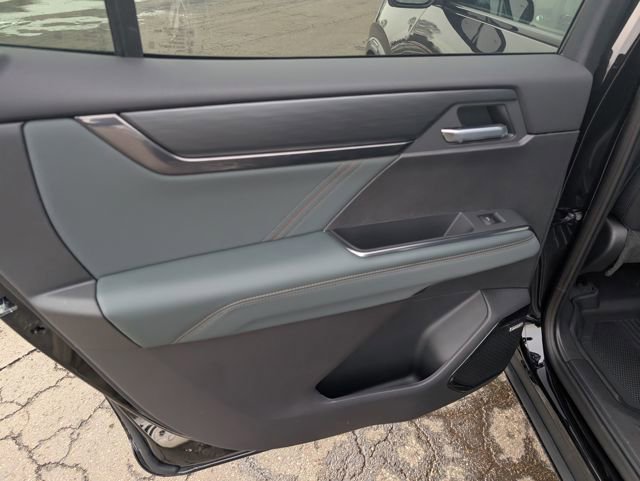 New 2026 GMC Acadia AT4 w/ Luxury Package image 10