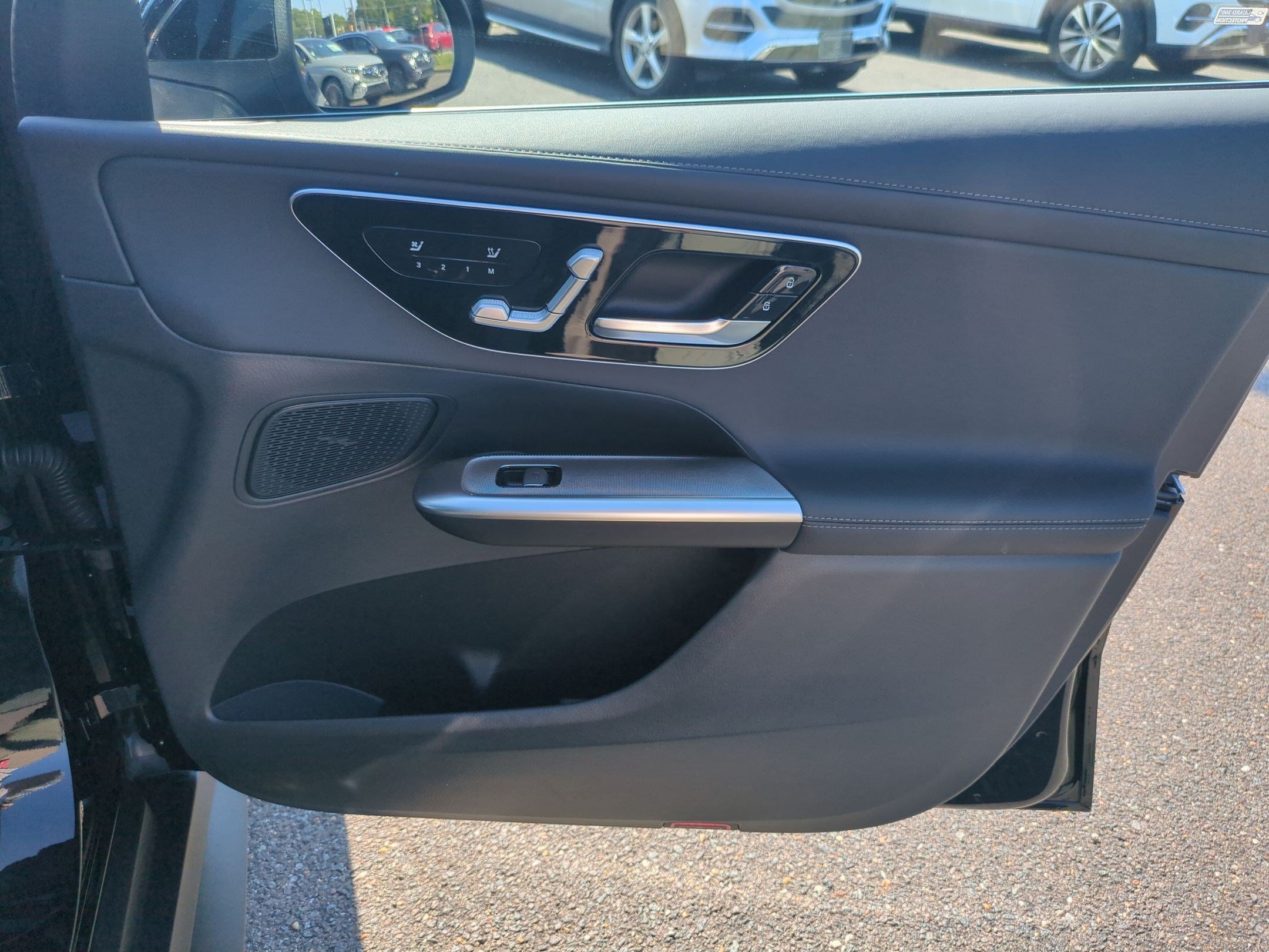 Certified 2026 Mercedes-Benz GLC 300 4MATIC image 33
