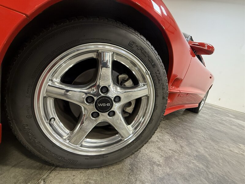 Used 1998 Pontiac Firebird Formula RWD image 15