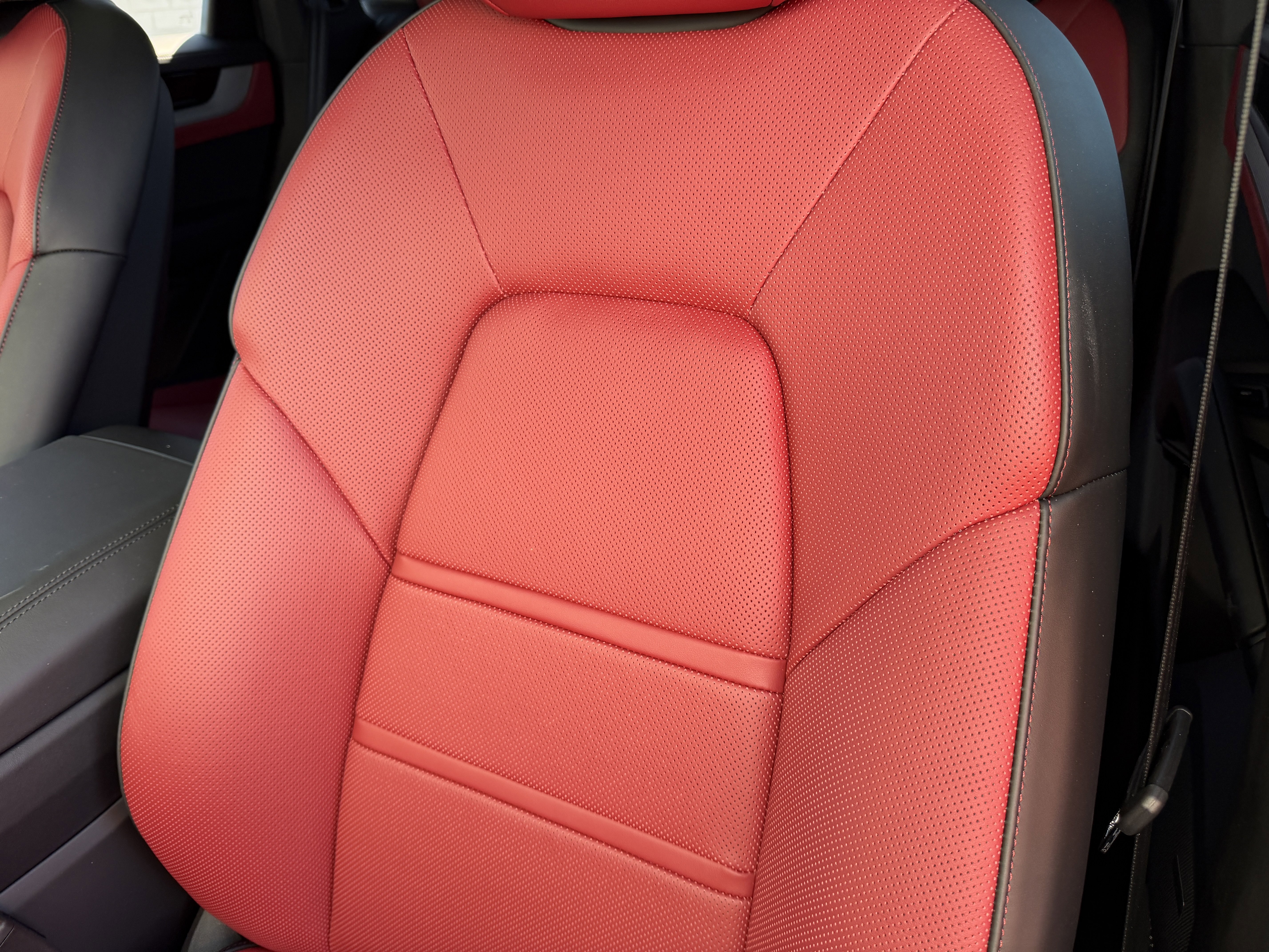 New 2026 Porsche Cayenne Coupe image 5