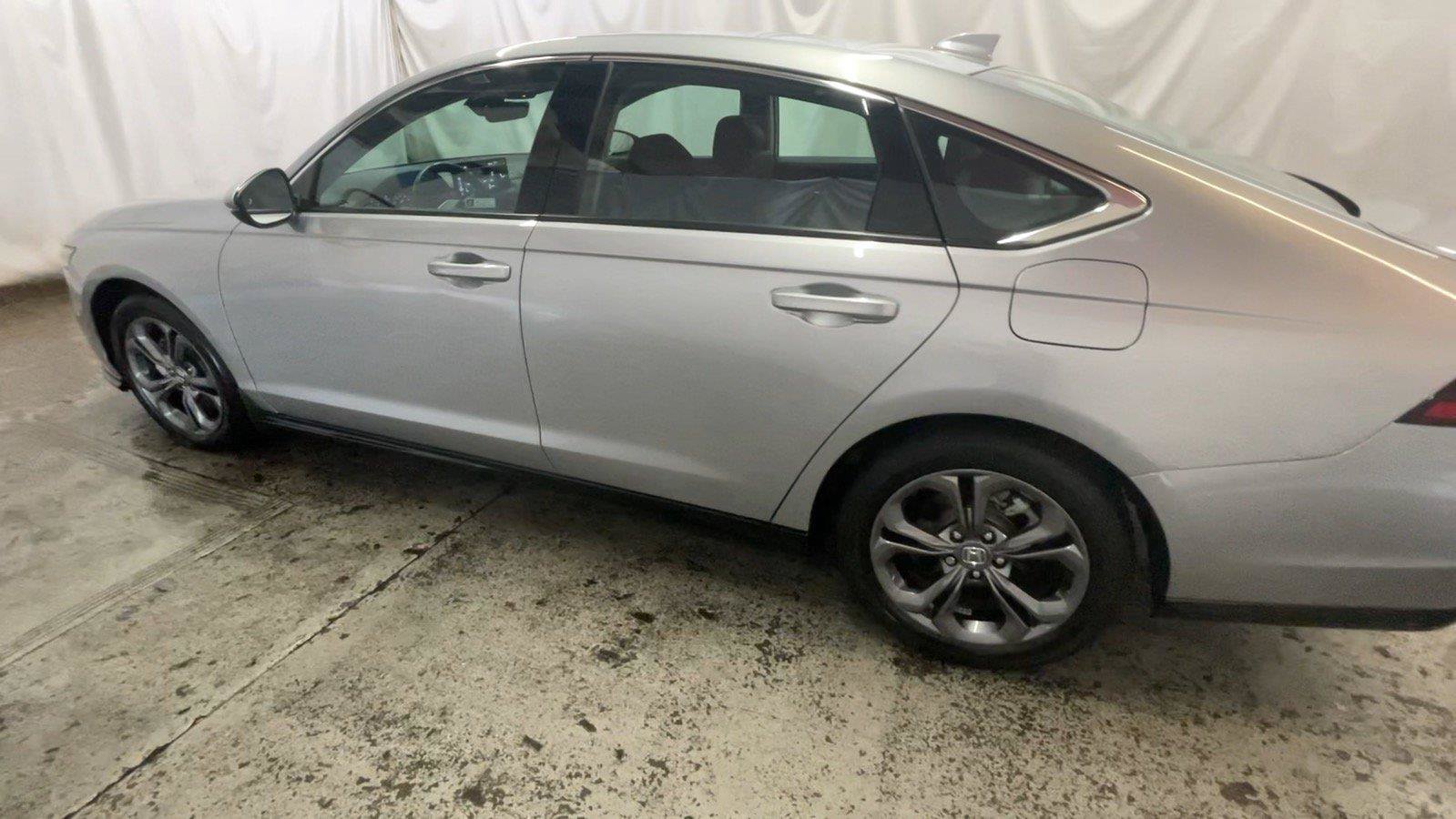Used 2024 Honda Accord EX-L image 10