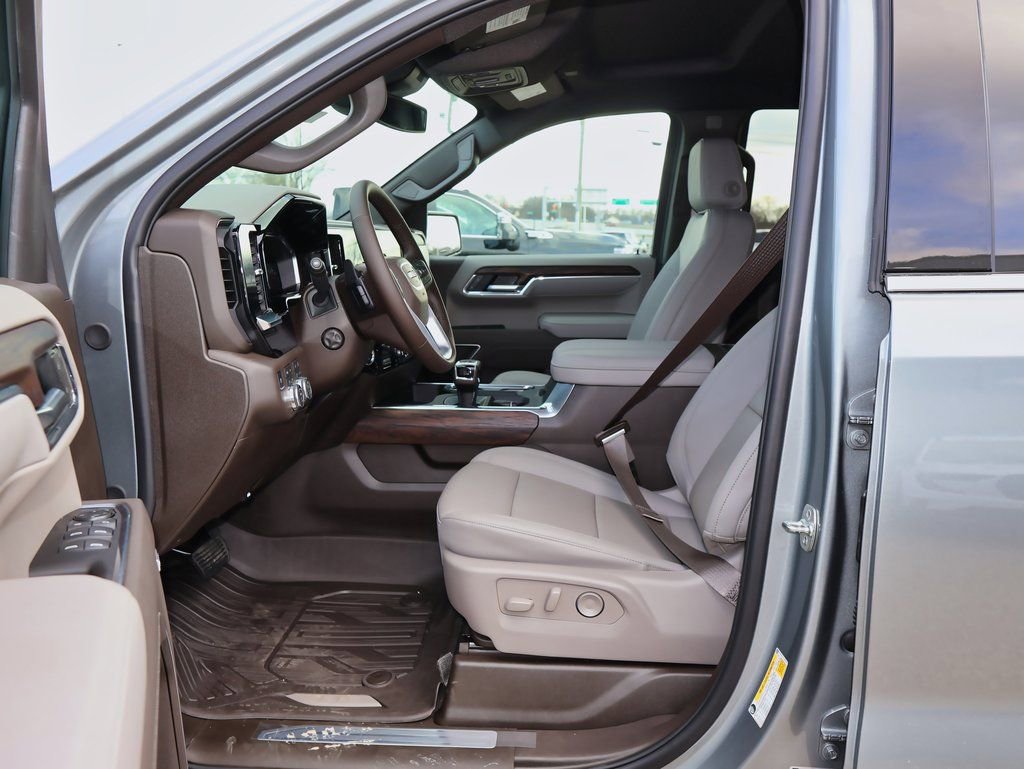 New 2026 GMC Sierra 1500 SLT w/ SLT Premium Plus Package image 6