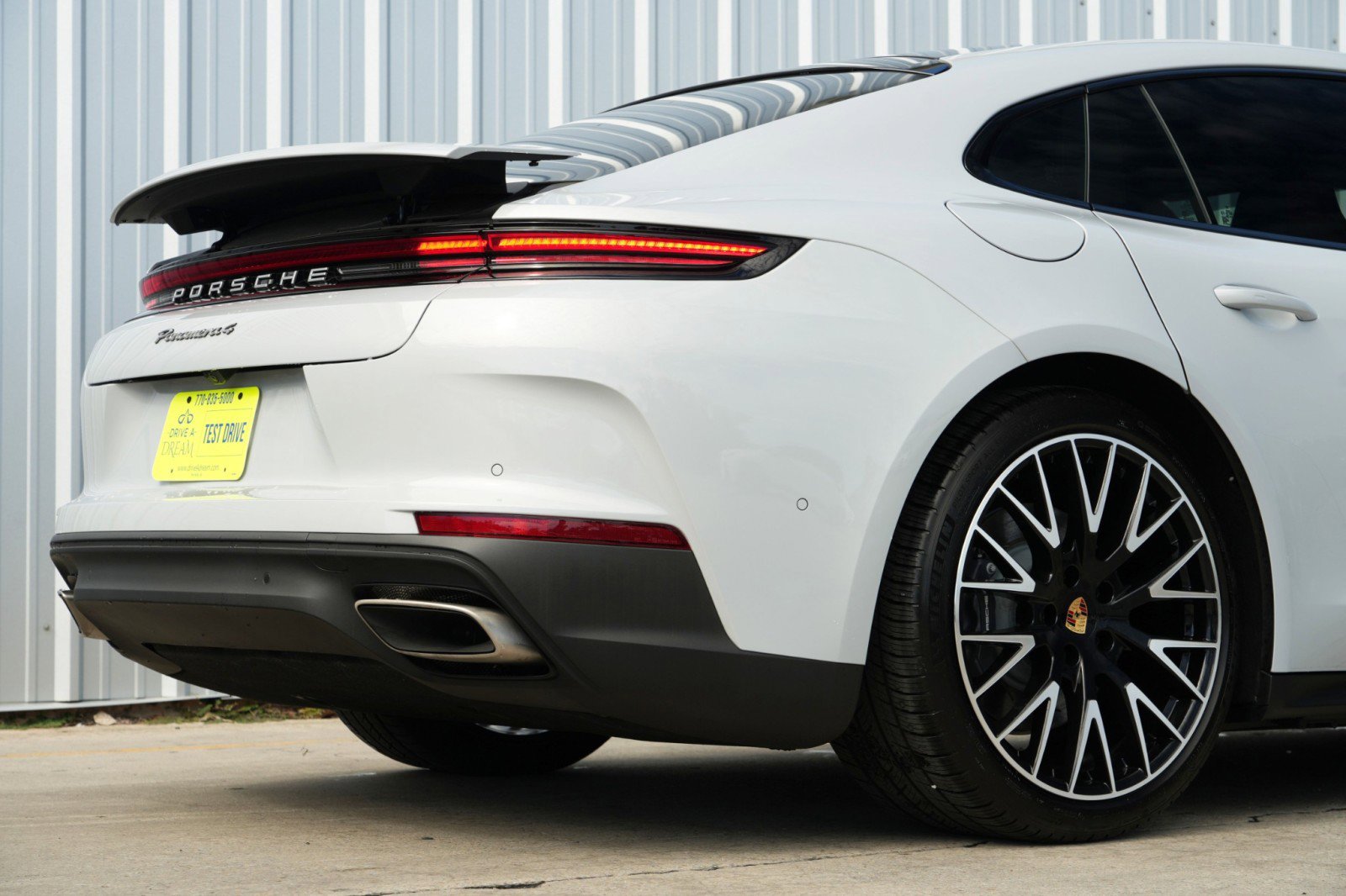 Used 2025 Porsche Panamera 4 w/ Premium Package image 62