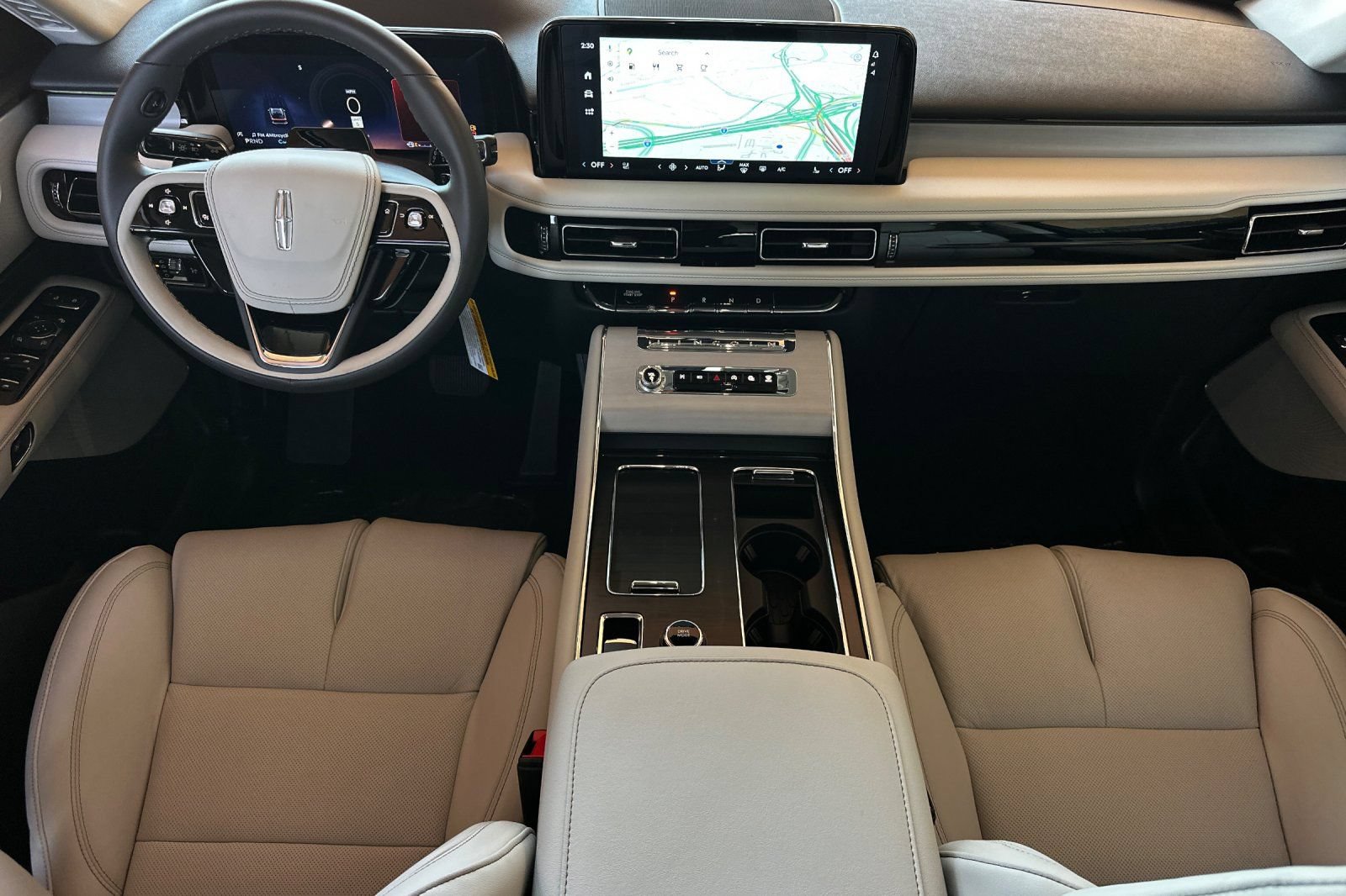 New 2026 Lincoln Aviator Reserve w/ Luxury Package RWD image 12
