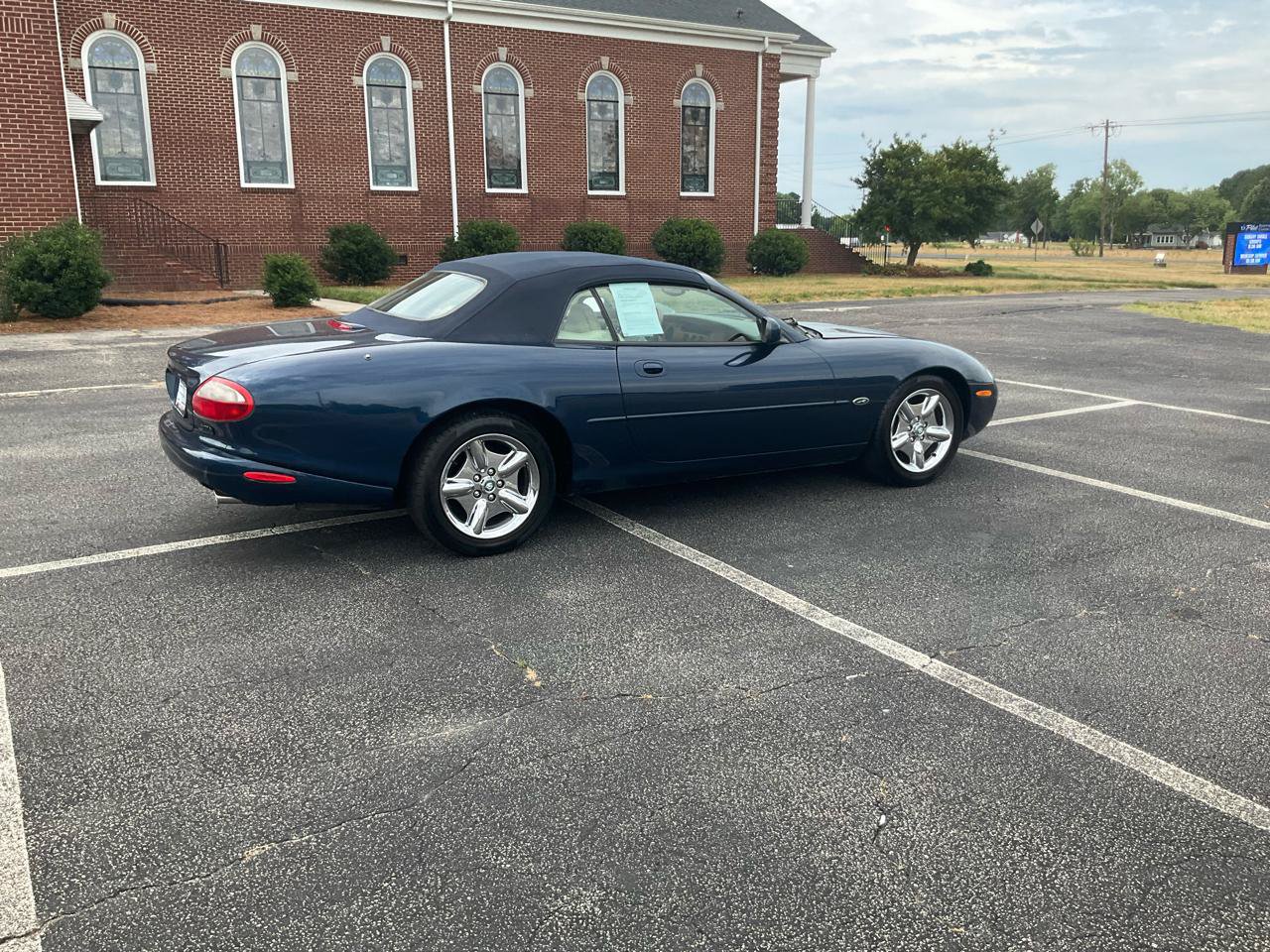 Used 1997 Jaguar XK8 Convertible RWD image 5