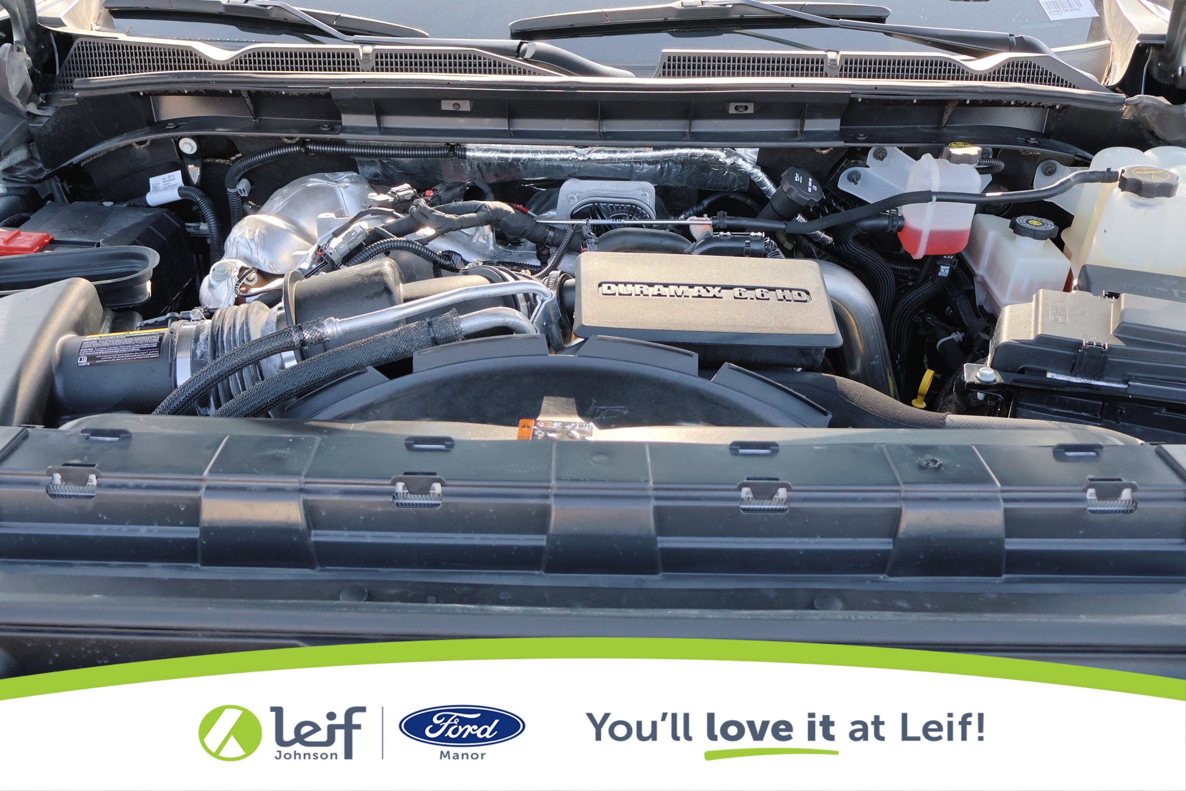 Used 2024 GMC Sierra 2500 AT4 w/ Technology Package image 40