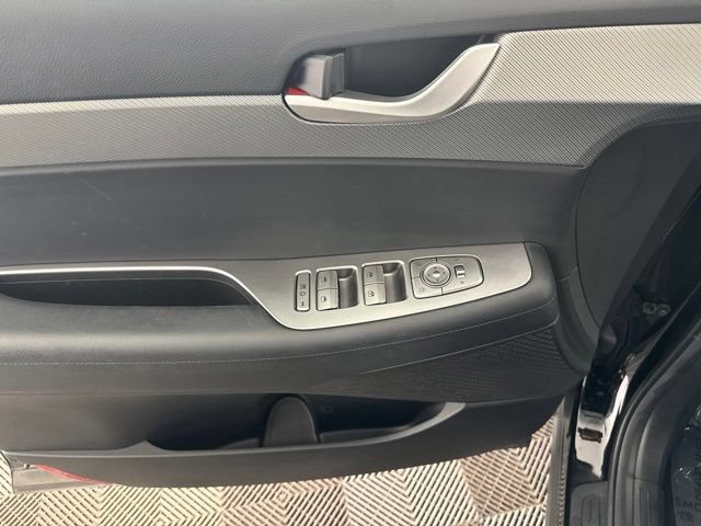 Used 2025 Hyundai Palisade SE AWD/4WD image 19