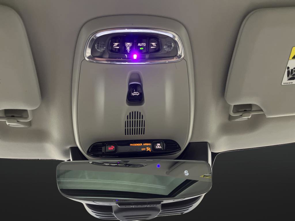 Used 2018 Volvo XC90 T6 Inscription w/ Convenience Package image 26