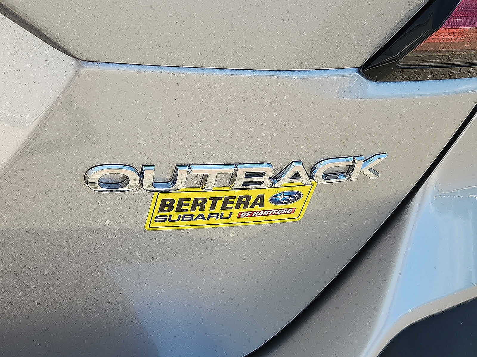 Used 2025 Subaru Outback Premium AWD/4WD image 28