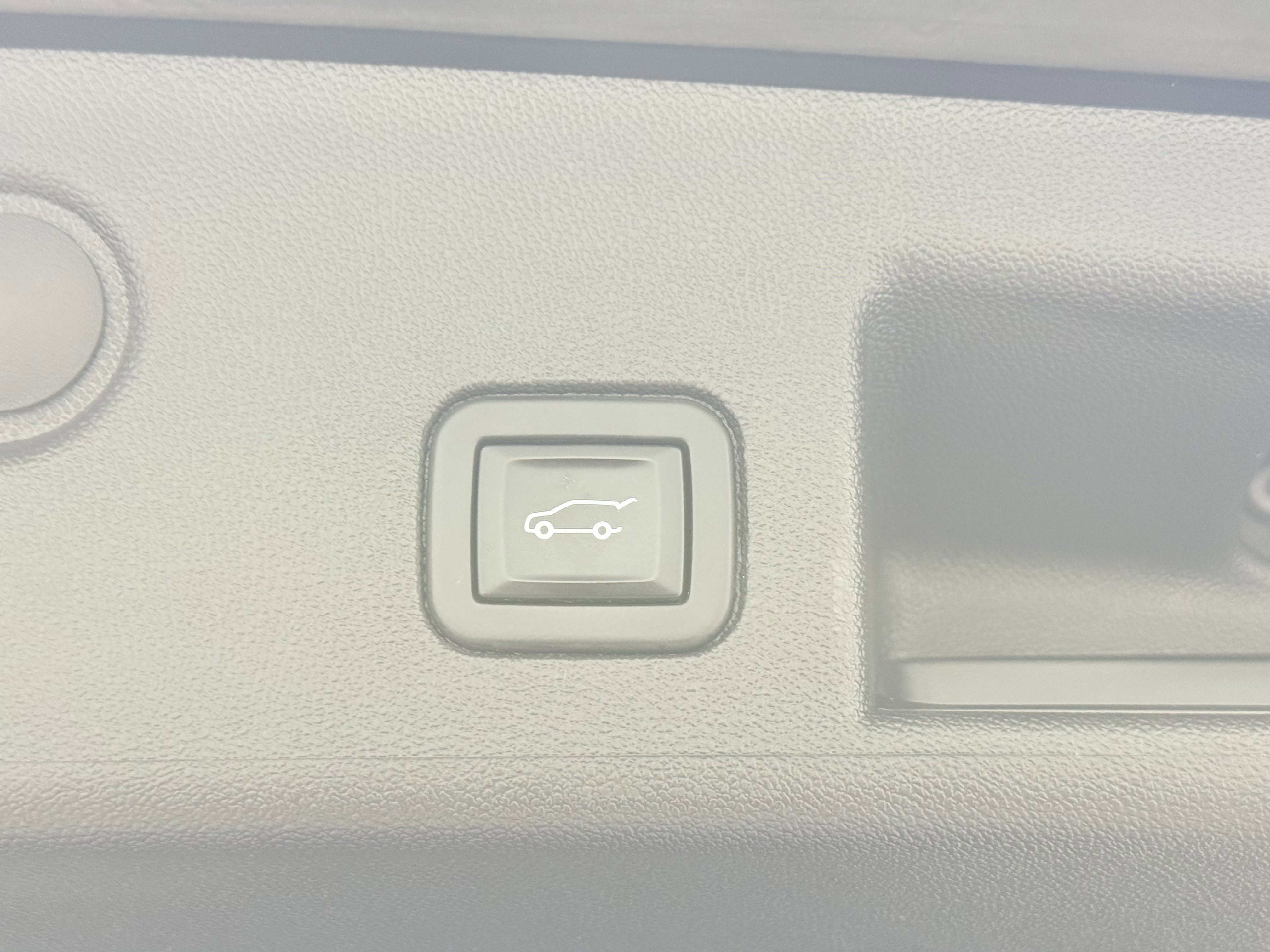 Certified 2023 Chevrolet Equinox Premier image 10