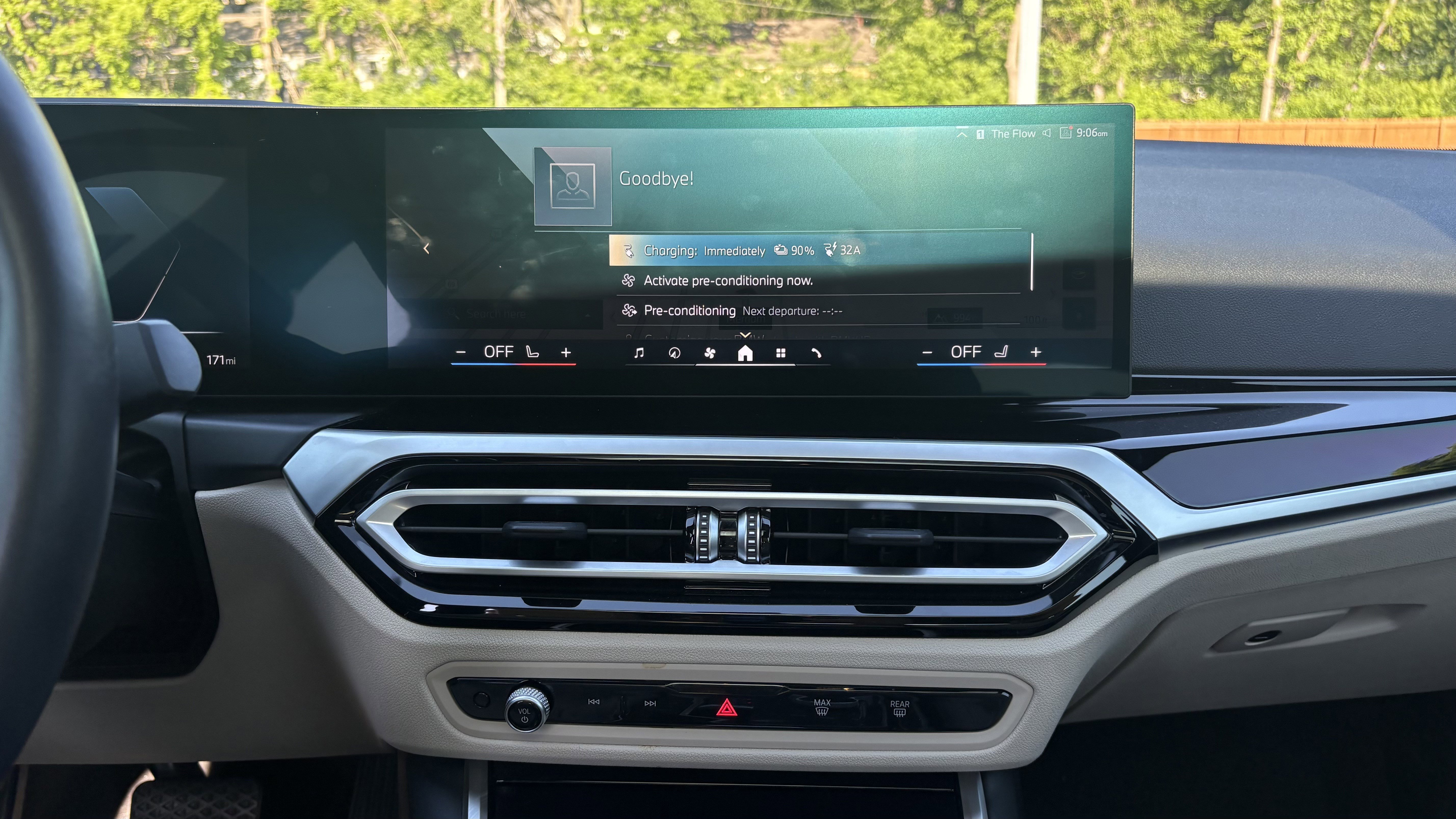 Certified 2024 BMW i4 eDrive40 w/ Premium Package RWD image 31