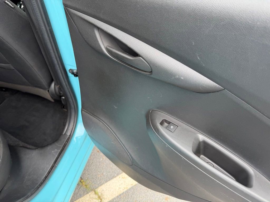 Used 2022 Chevrolet Spark LT FWD image 33