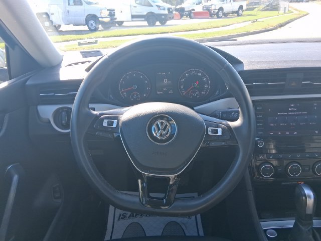 Used 2021 Volkswagen Passat 2.0T SE FWD image 20
