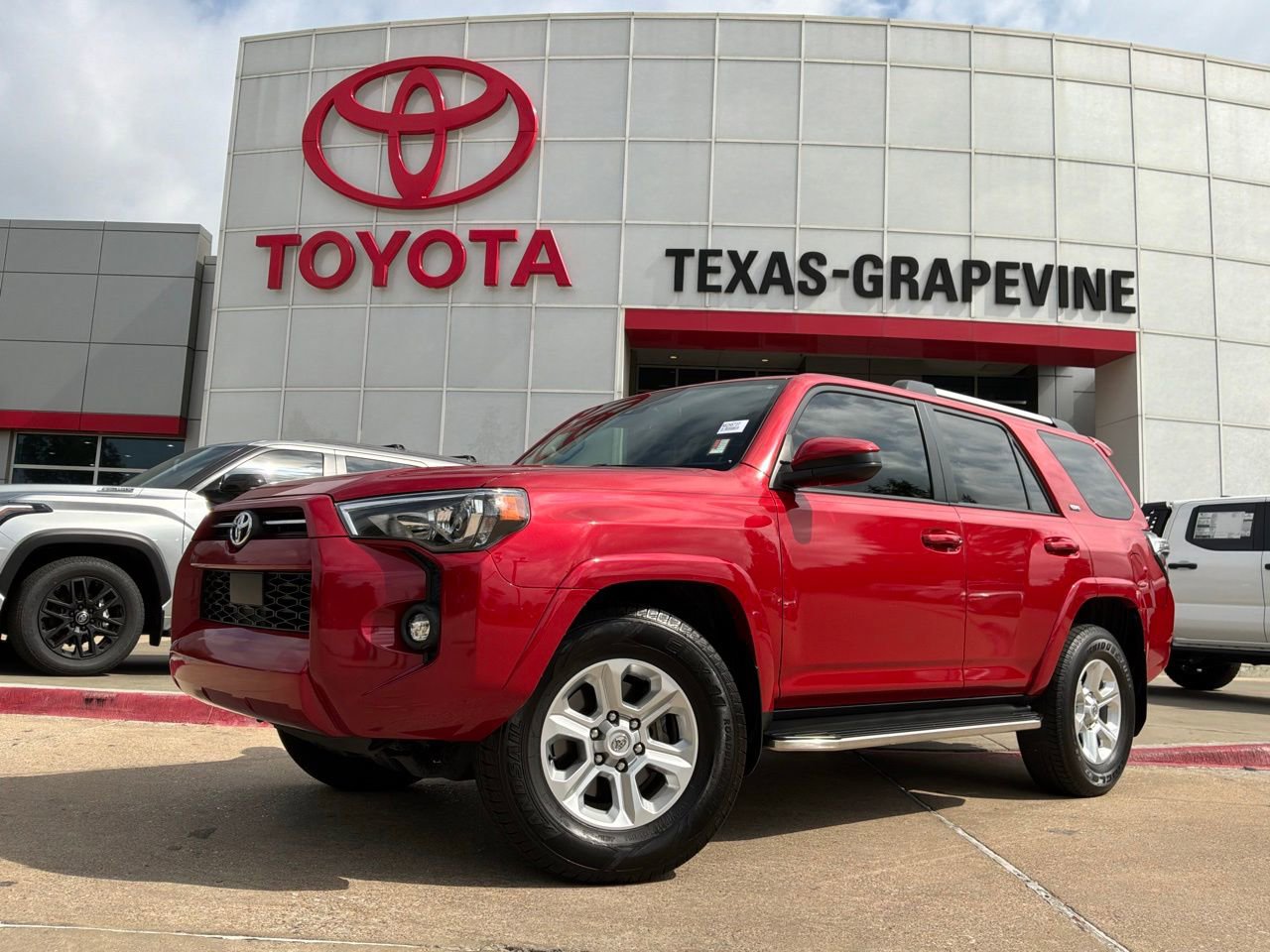 Used 2022 Toyota 4Runner SR5 RWD image 2