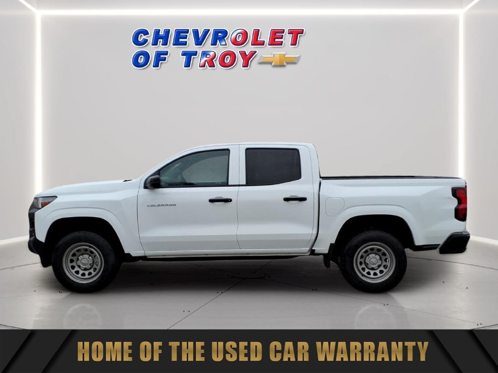 Used 2024 Chevrolet Colorado W/T RWD image 5