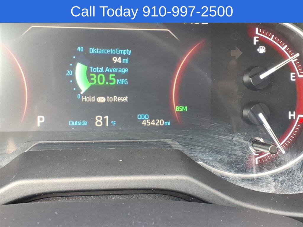 Used 2024 Toyota RAV4 XLE FWD image 27