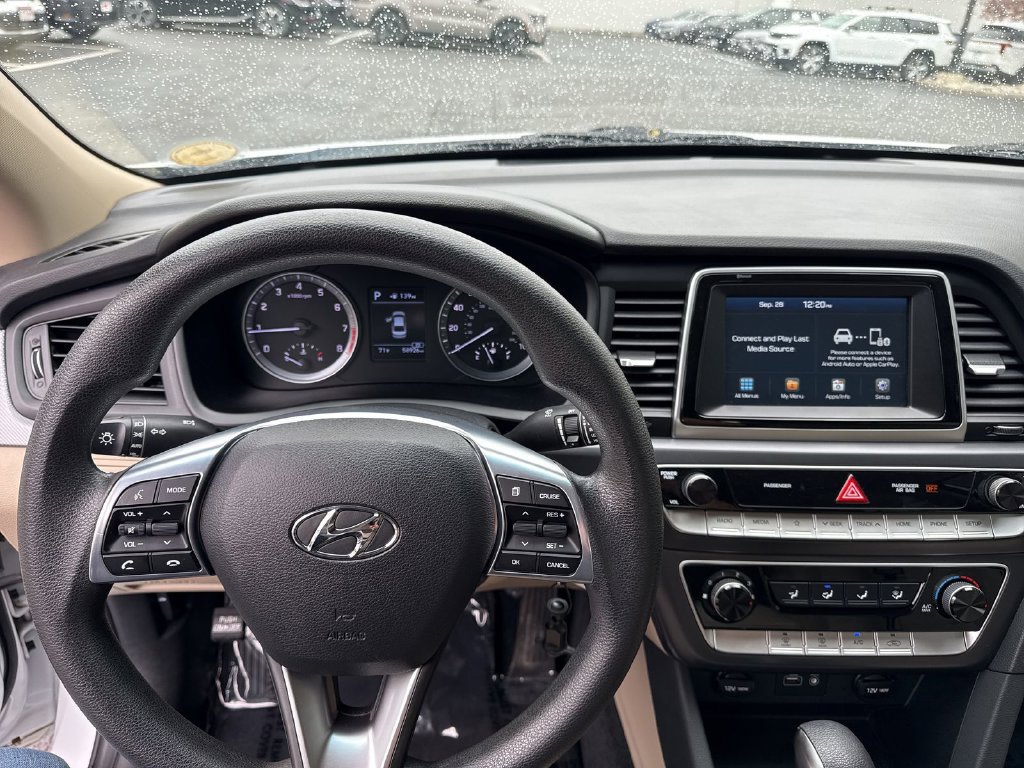 Used 2018 Hyundai Sonata SE FWD image 23