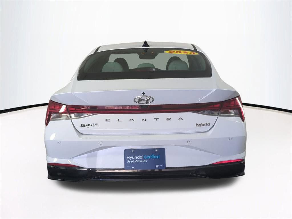 Used 2023 Hyundai Elantra Limited w/ Cargo Package image 6