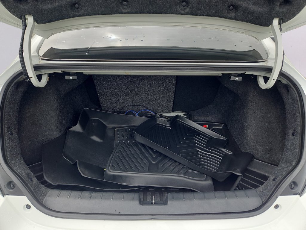 Used 2016 Honda Civic LX-P image 28
