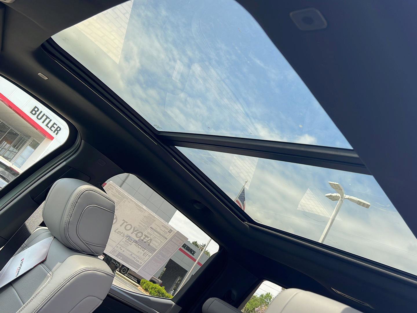 New 2026 Toyota Tundra Limited image 33