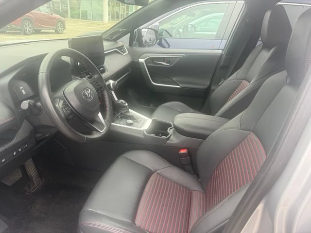 Used 2024 Toyota RAV4 XSE w/ Weather Package AWD/4WD image 12