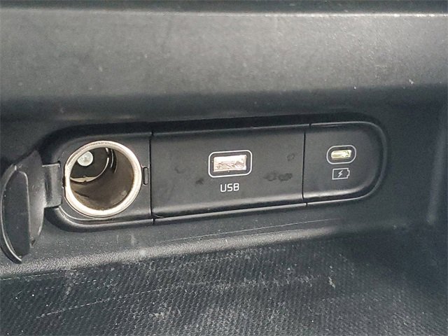 Certified 2024 Kia Seltos S image 30