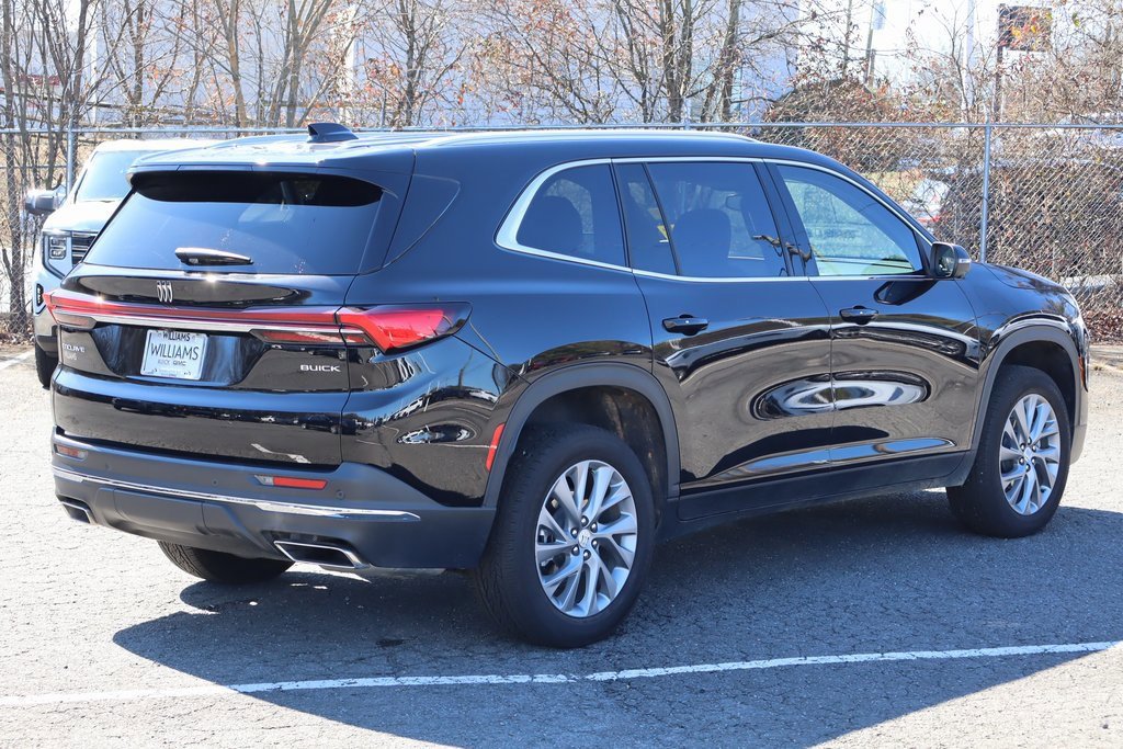 New 2025 Buick Enclave Preferred image 7