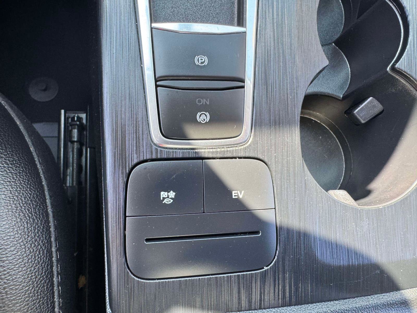 Used 2022 Ford Escape SEL image 27