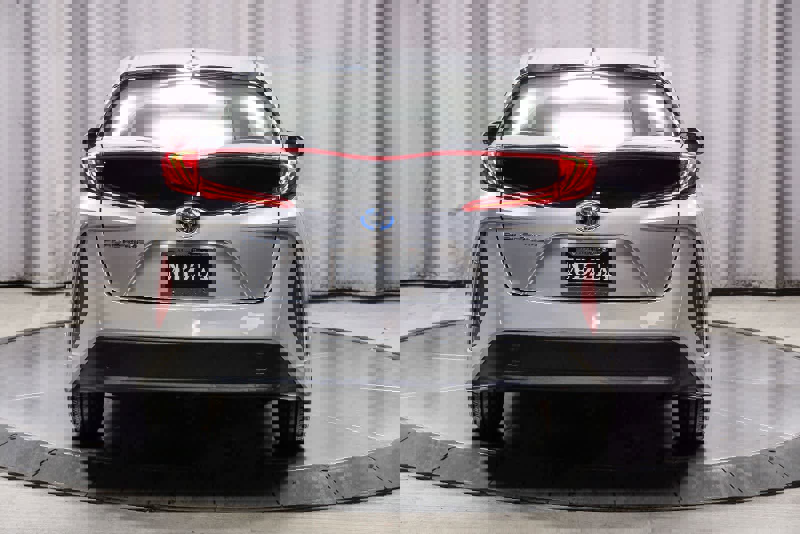 Used 2017 Toyota Prius Prime Plus image 3