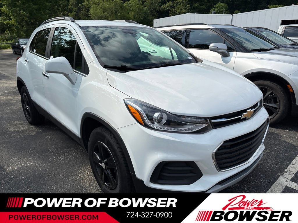 Used 2019 Chevrolet Trax LT w/ LT Convenience Package AWD/4WD image 3