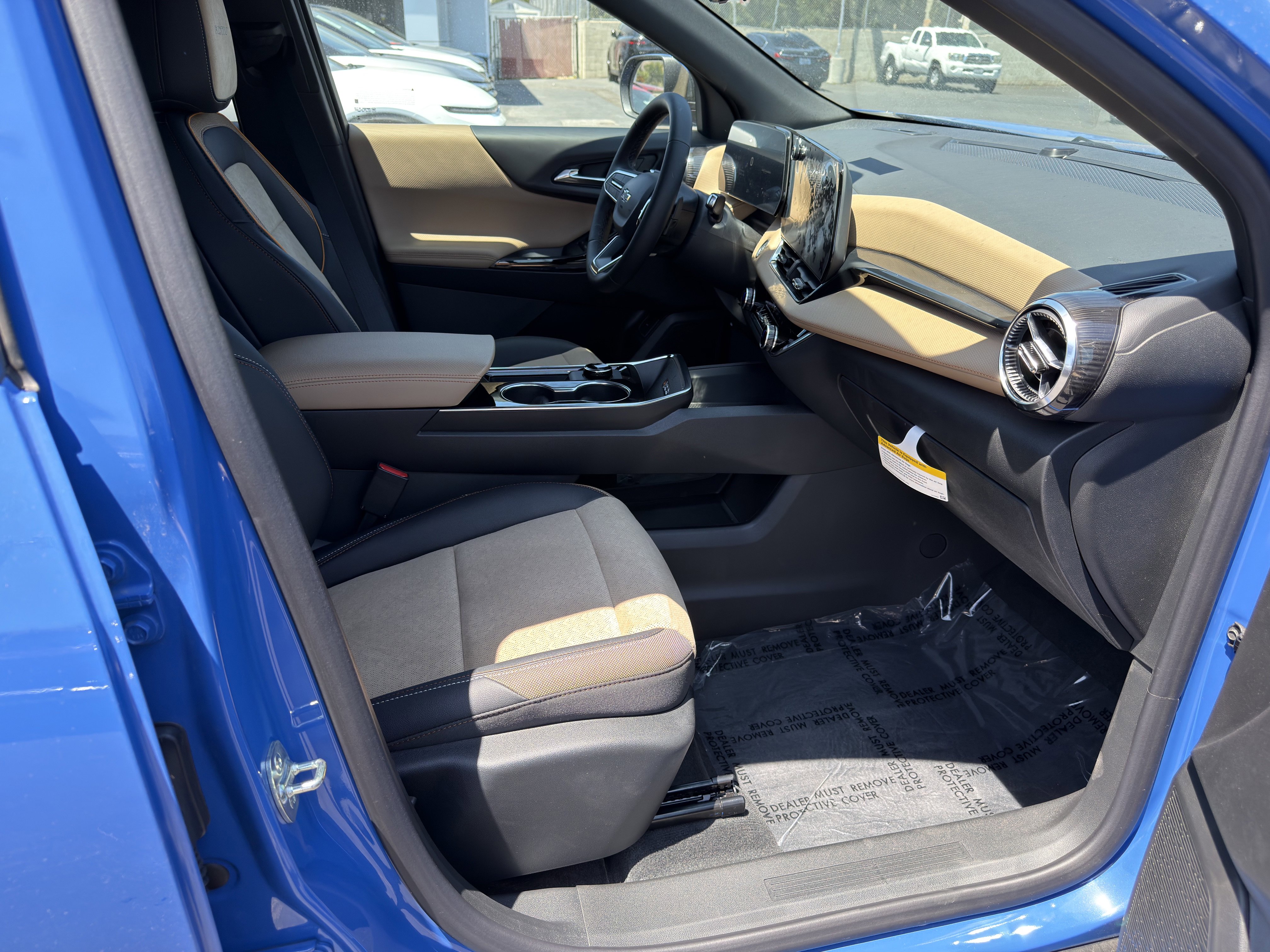 New 2026 Chevrolet Equinox ACTIV w/ Safety and Technology Package FWD image 10