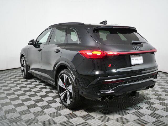 New 2026 Audi SQ5 Prestige AWD/4WD image 32