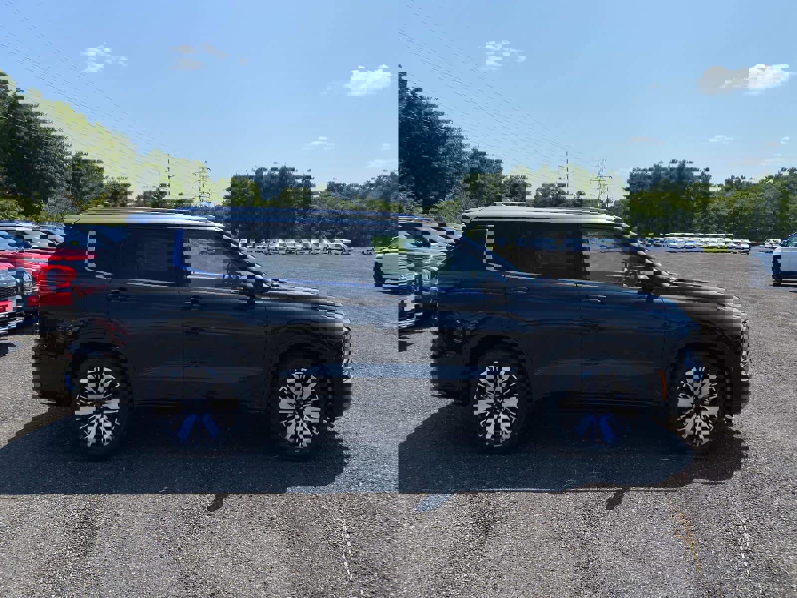 New 2025 Mitsubishi Outlander AWD image 2