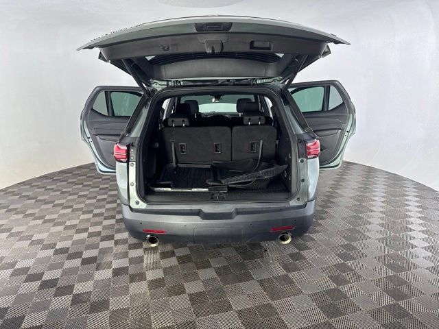 Used 2023 Chevrolet Traverse LT AWD/4WD image 15