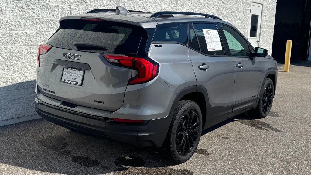 Used 2021 GMC Terrain SLE w/ Driver Convenience Package image 7