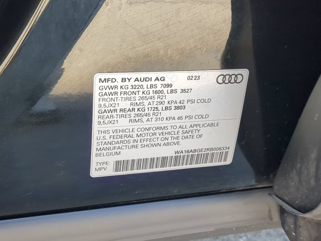 Used 2024 Audi Q8 e-tron Prestige w/ Prestige Package AWD/4WD image 38