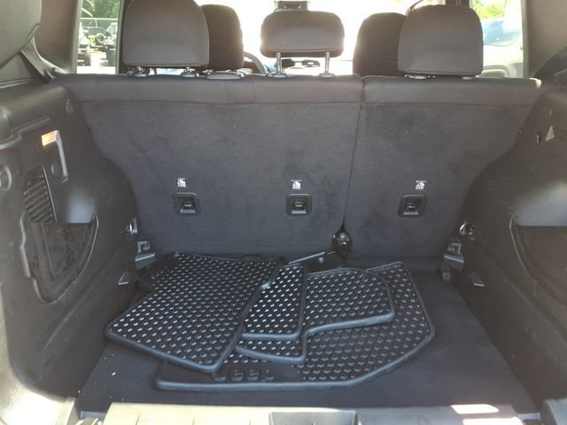 Used 2023 Jeep Renegade Latitude AWD/4WD image 20