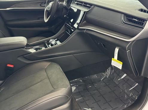 New 2026 Jeep Grand Cherokee L Altitude image 20