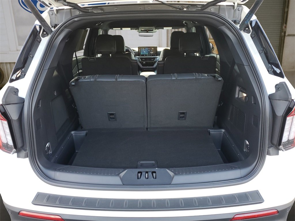 Certified 2025 Ford Explorer ST image 7