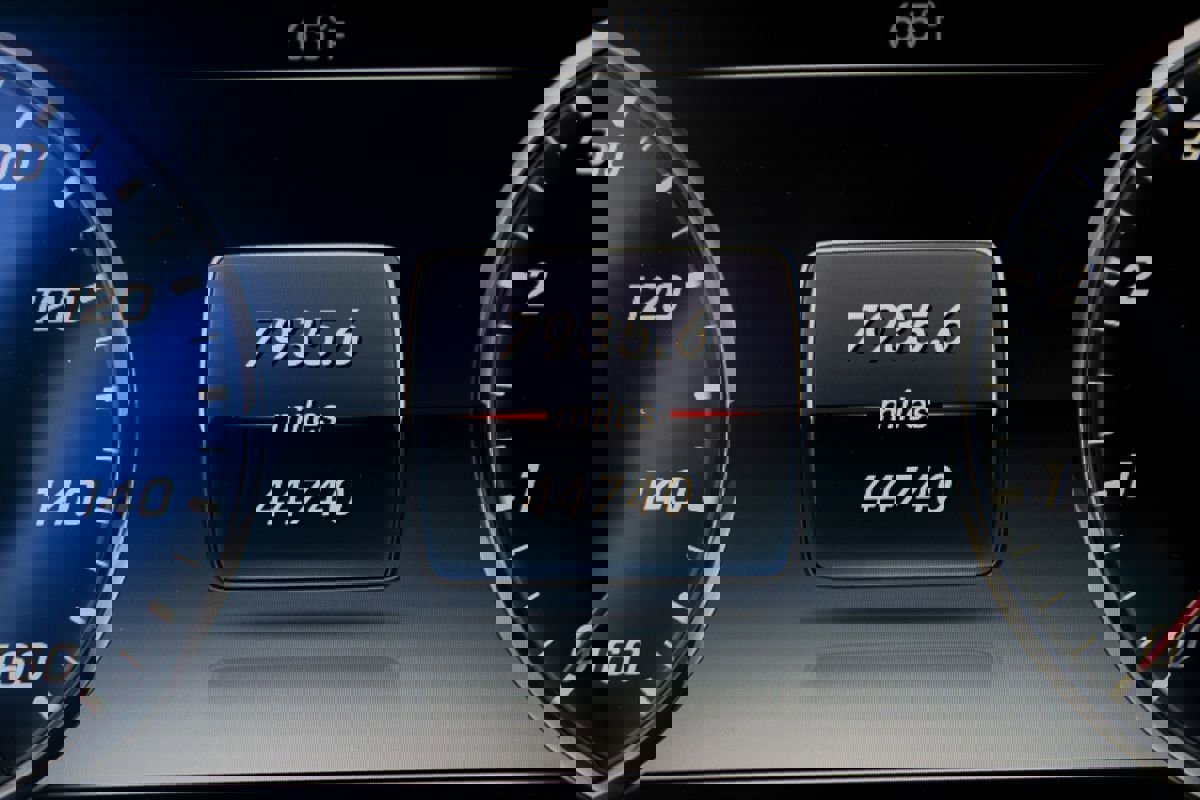 Used 2015 Mercedes-Benz S 550 4MATIC Coupe image 24