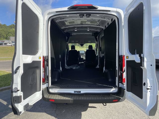 New 2026 Ford Transit 250 148 Medium Roof w/ Load Area Protection Package RWD image 10