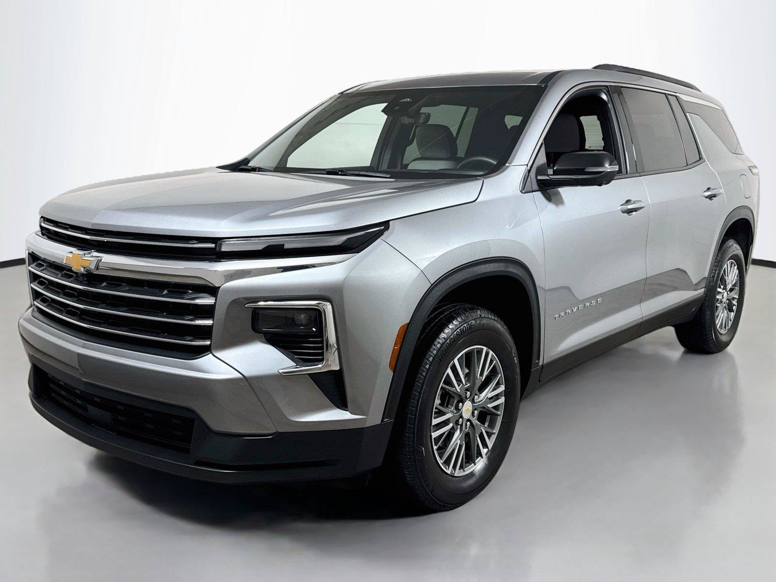 Used 2026 Chevrolet Traverse LT w/ Driver Confidence Package