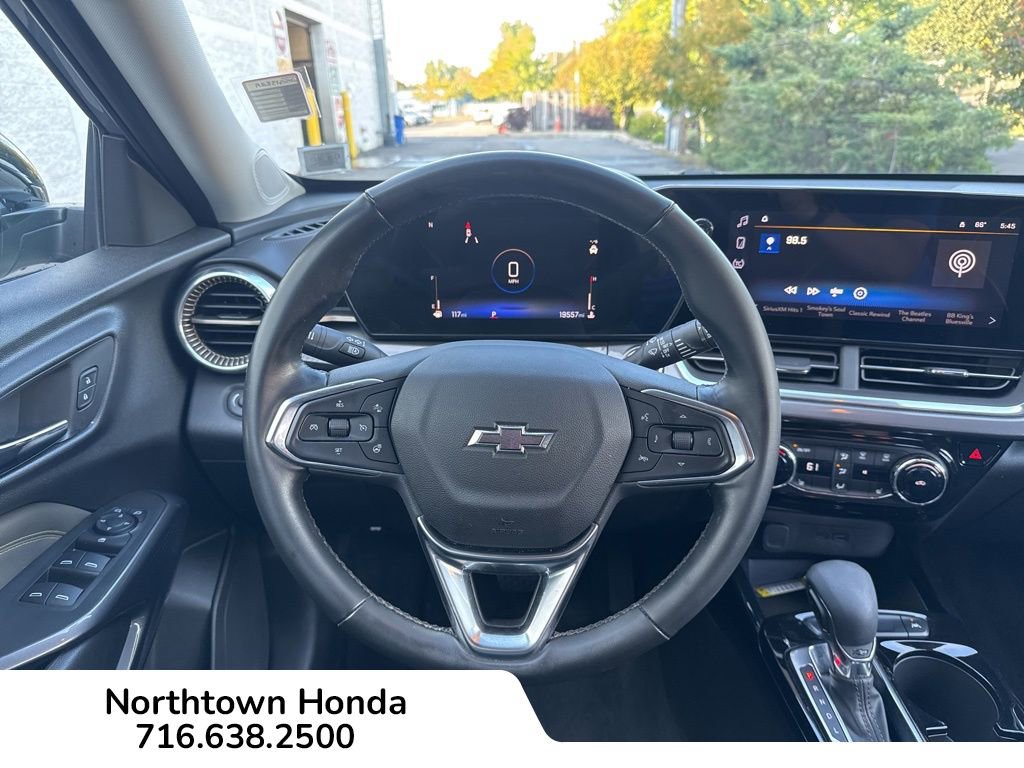 Used 2024 Chevrolet Trax ACTIV w/ Driver Confidence Package image 18