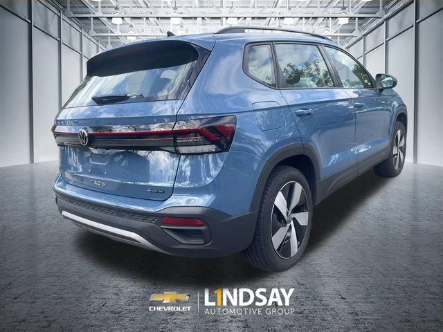 Used 2025 Volkswagen Taos S AWD/4WD image 8